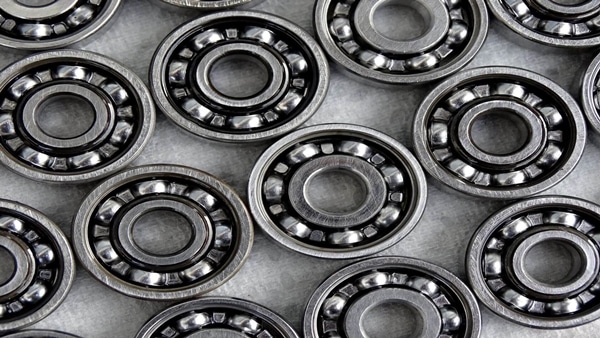 how to remove bearings from roller skate wheels